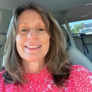 Meet your Posher, Tina